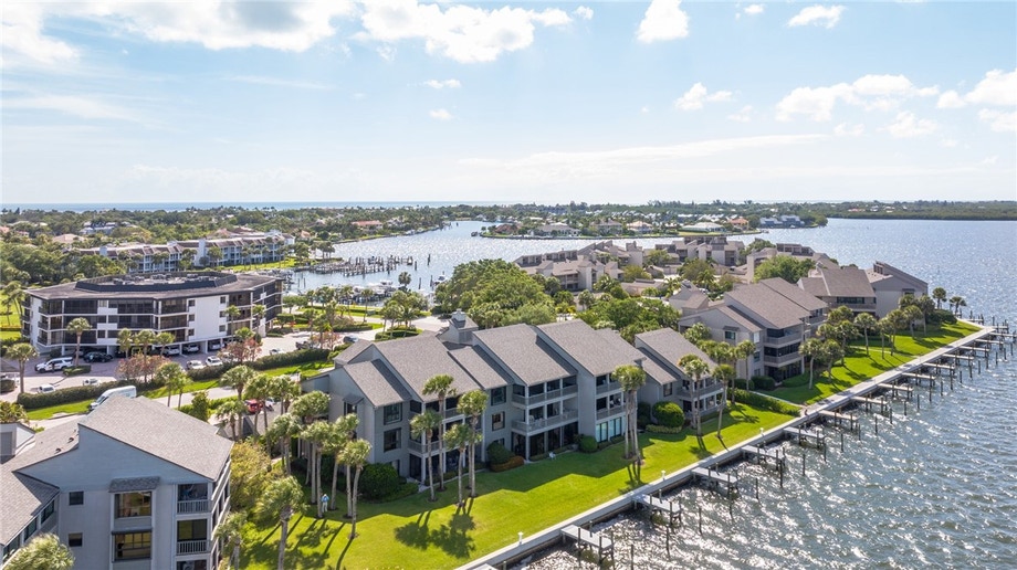 Kelly Fischer | Vero Beach | ONE Sotheby's International Realty